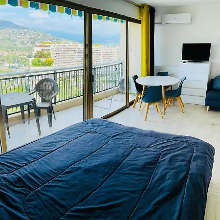 Cannes Marina&golf Le Surcouf Apartamento *